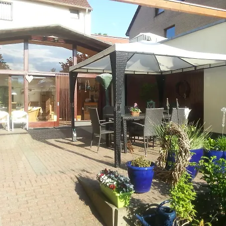 Apartmán Gartenapartment In Stadtvilla